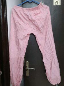 NEWME 🩷 Parachute Solid Pants One Time .Used