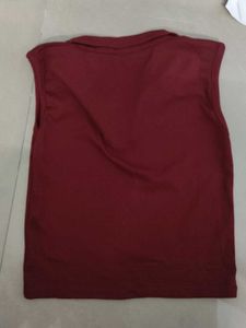 Sleeveless Collared Top