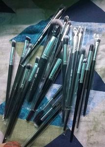 Professional Makeup Brush Set 20 piece
