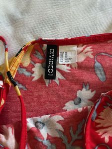 H&amp;M Floral Print Crop Top