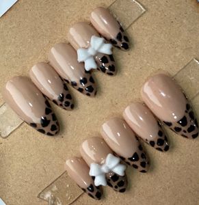 Cute Bow &amp; Leopard Print Press-On Nails