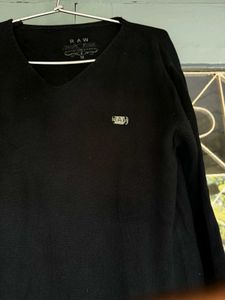 Raw Woolen Knitted tshirt Used