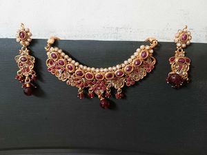 Elegant Necklace and Earring Set