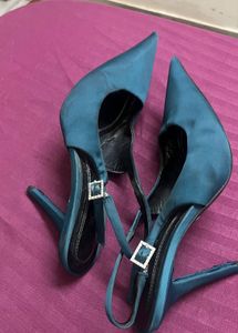 ZARA Elegant Teal Pointed Toe Heels