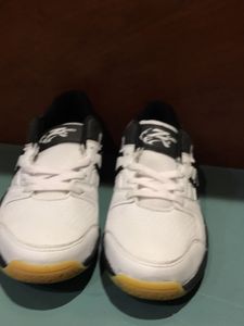Bedminton sneakers for kids
