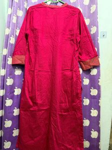 Elegant Pink Kurta with Golden Print