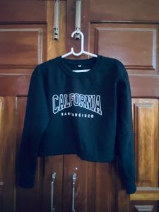 Black California Graphic Crop Sweatshirt
