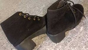 Black Boots