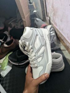 RED TAPE High-Top Sneakers