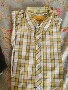 4 formal/casual Shirts