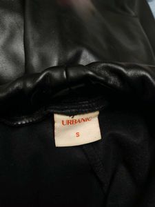 URBANIC Leather Pants👖
