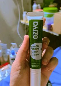 Oziva Spot Corrector for Acne
