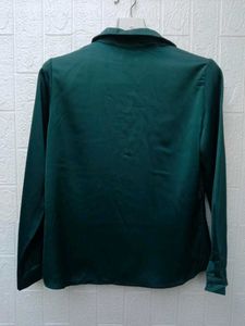 New with tag Pinterest Elegant Green Tie-Neck Blou