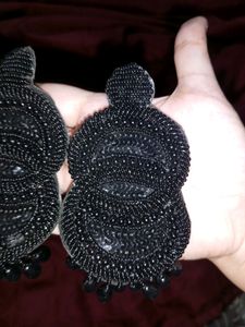 Very Beautiful Black Earrings