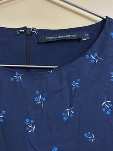Chic Navy Floral Sleeveless Dress