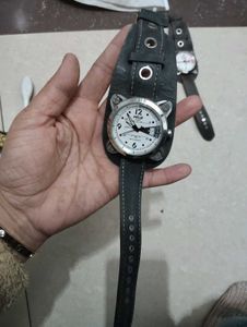 Helix Watch - Stylish Timepiece