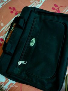 Black Bag For Laptop