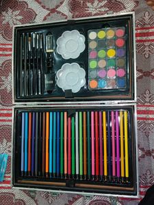Artistic Drawing & Painting Set
