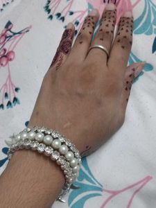 🎀Elegant Pearl &amp; Crystal Bracelet 🎀