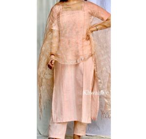Brand new  tags Peach Kurta Set with D