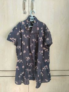 Dark Floral Short Sleeve Button-Up Top