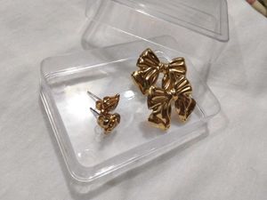 Pair of 2 Gold Bow Earrings