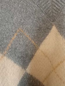 Argyle Pattern V-Neck Knit Sweater