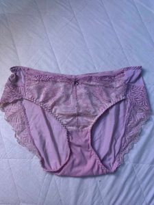 Delicate Lace Trim Briefs