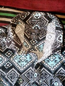 Men's Graphic Print Button-Up Shirt