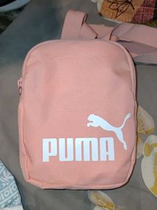 puma sling bag unisex.