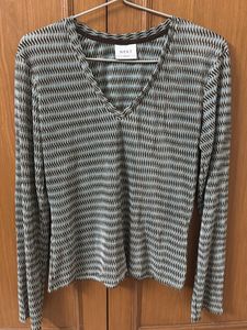 Next Long Sleeve V-Neck Top