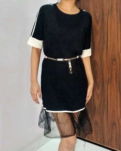 Chic Black &amp; White Dress with Tulle Skirt