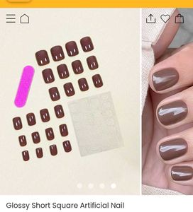 Glossy Short Square Artificial Nails.