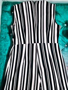 🌚Madame Chic Striped Jumpsuit Dress🌚
