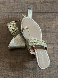 Ethnic - Festive Wedges