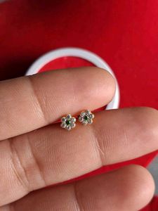 beautiful Flower desine Stud Earrings