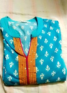Blue &amp; White Printed Kurti