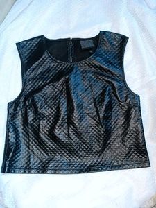 Rawdy Crop Top