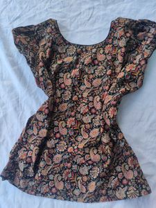 Beautiful Paisley Print Kurta