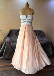 Chic White &amp; Peach Maxi Dress
