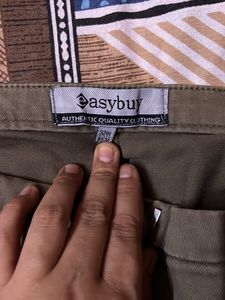 From The Brand Of Easybay Stretchable Olive Green Jeggings In 32 Waist