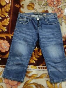 Remanika Half Pants