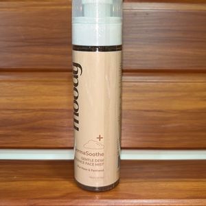 Moody DermaSoothe Face Mist