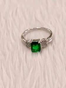 Emerald &amp; Diamond Heart Ring 925 silver