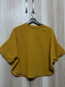 Cute mustard partying Top
