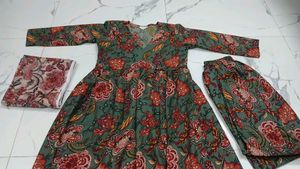 Beautiful Ethnic 3 piece Kurta Set