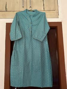 Elegant Teal Kurta with Subtle Print