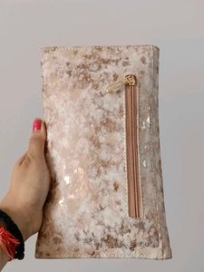 BRAND NEW Stylish Clutch From Stelatoes