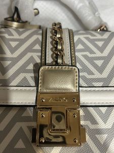 Chic Geometric Print Handbag
