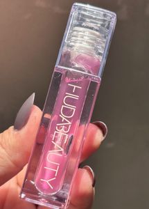 Huda Beauty duo lip oil &amp; filter blush